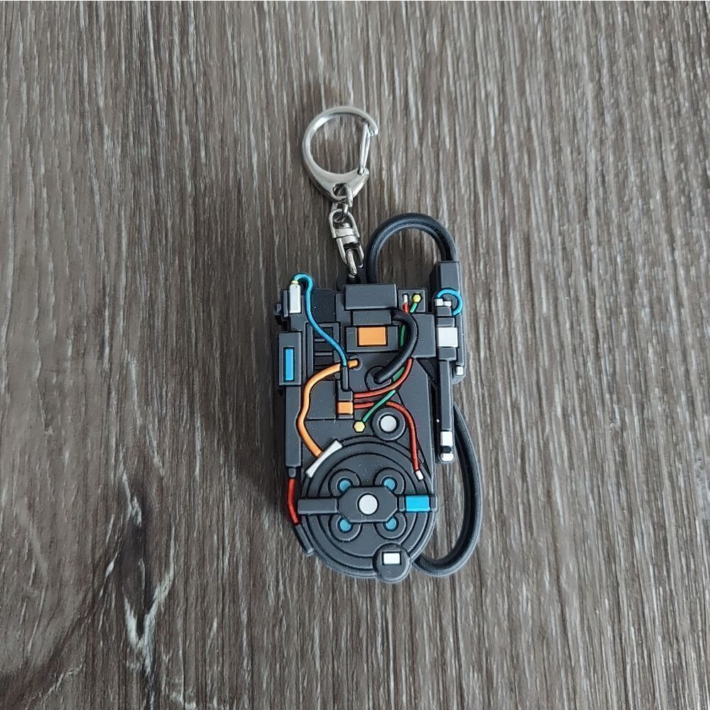 PROTON PACK Keychain 2019 Spirit Halloween EXCLUSIVE Figural keyring Blind Bag